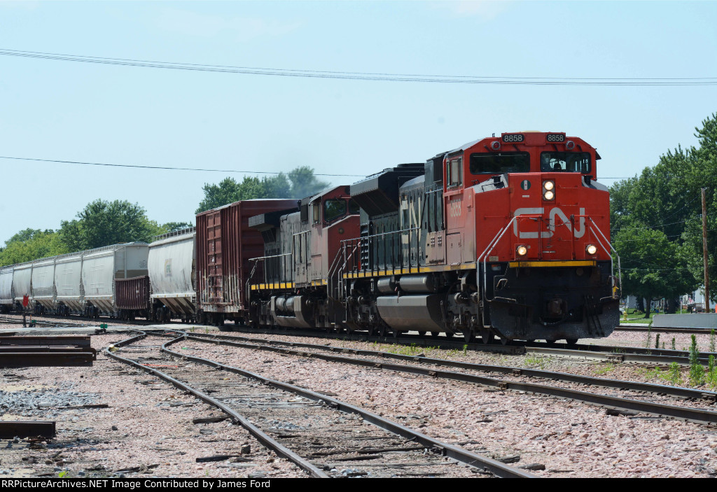 CN 8858 East